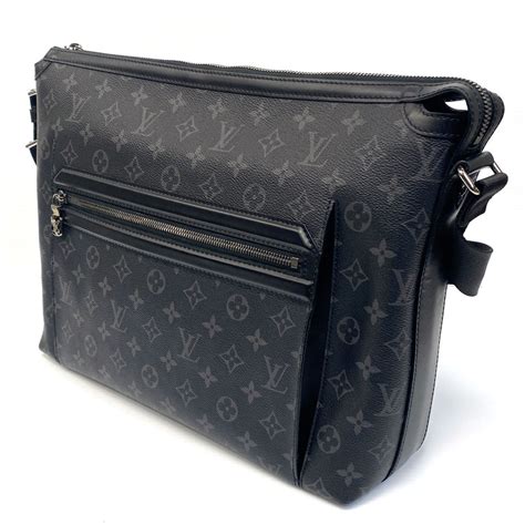 lv borsa messenger odyssey mm|Louis Vuitton .